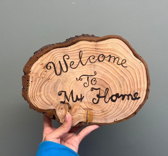 Welcome Home sign